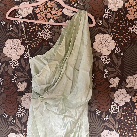 NWT The Sei for FWRD Asymmetrical Drape Dress in Celadon size 2 - Picture 6 of 8